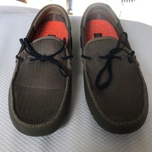 Swims shoes